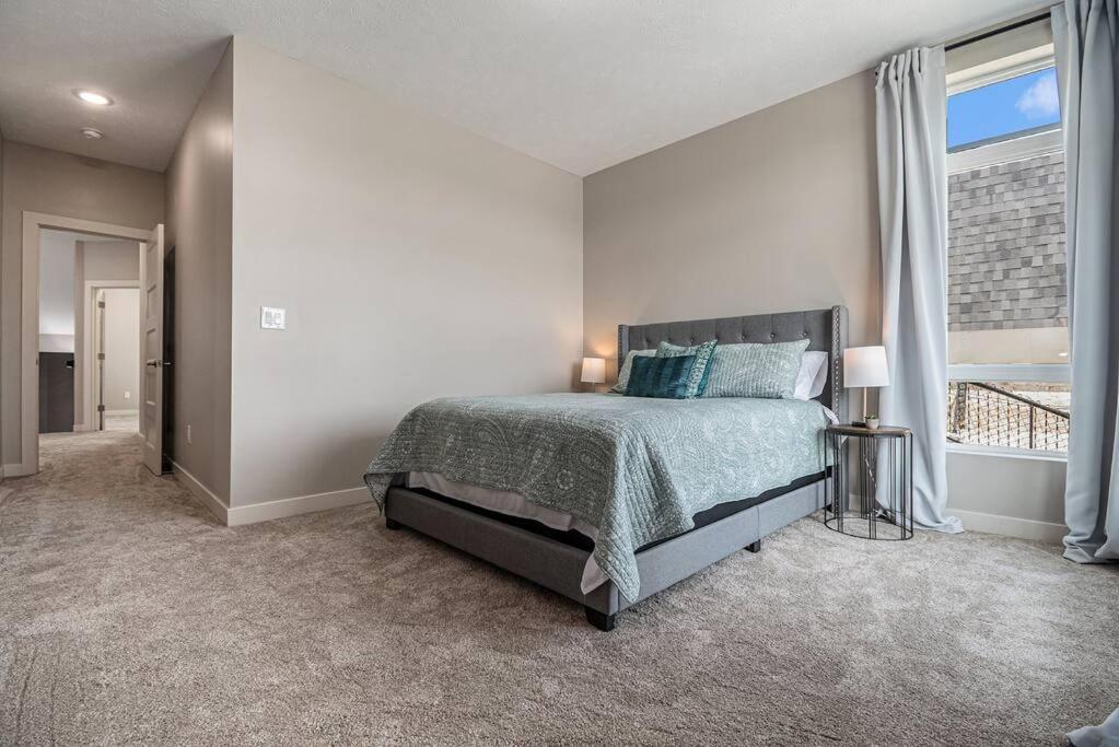 Midtown Luxury - 2 Master Suites - Near Unmc Omaha Eksteriør bilde